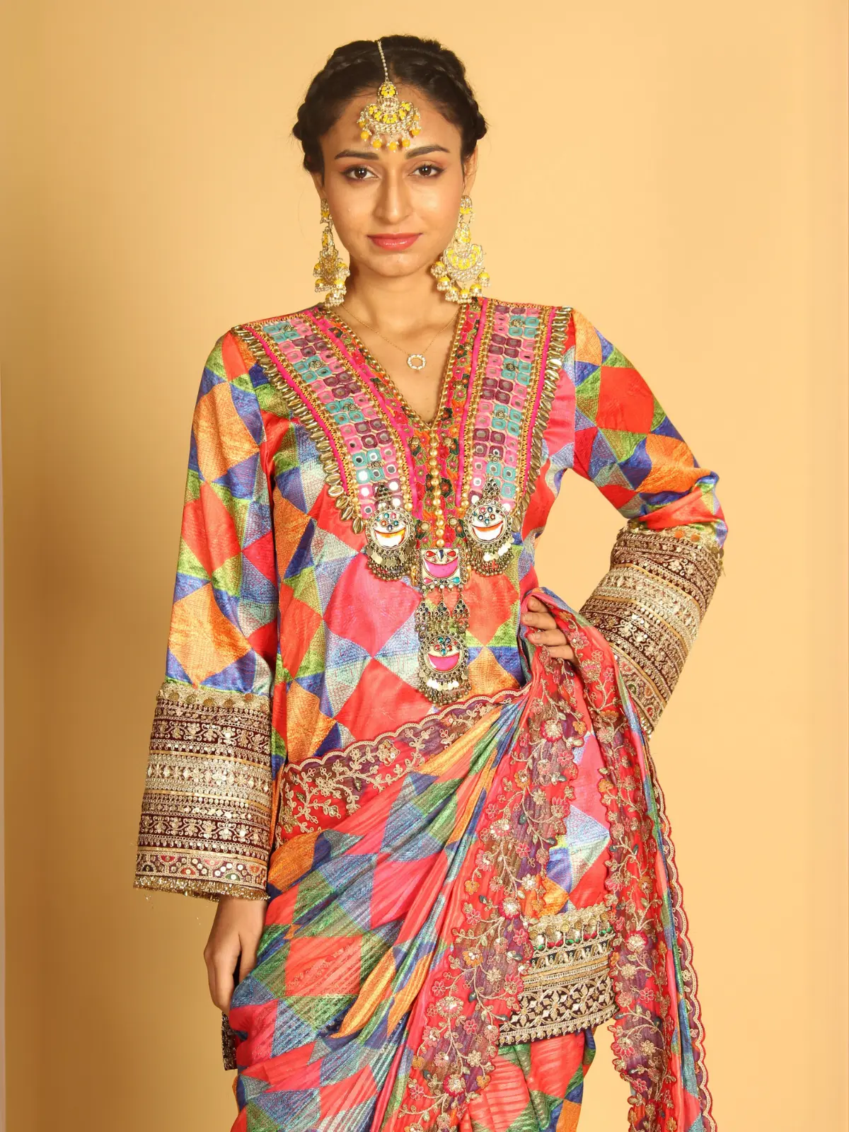 Farsi Salwar with Kurta and Dupatta Close