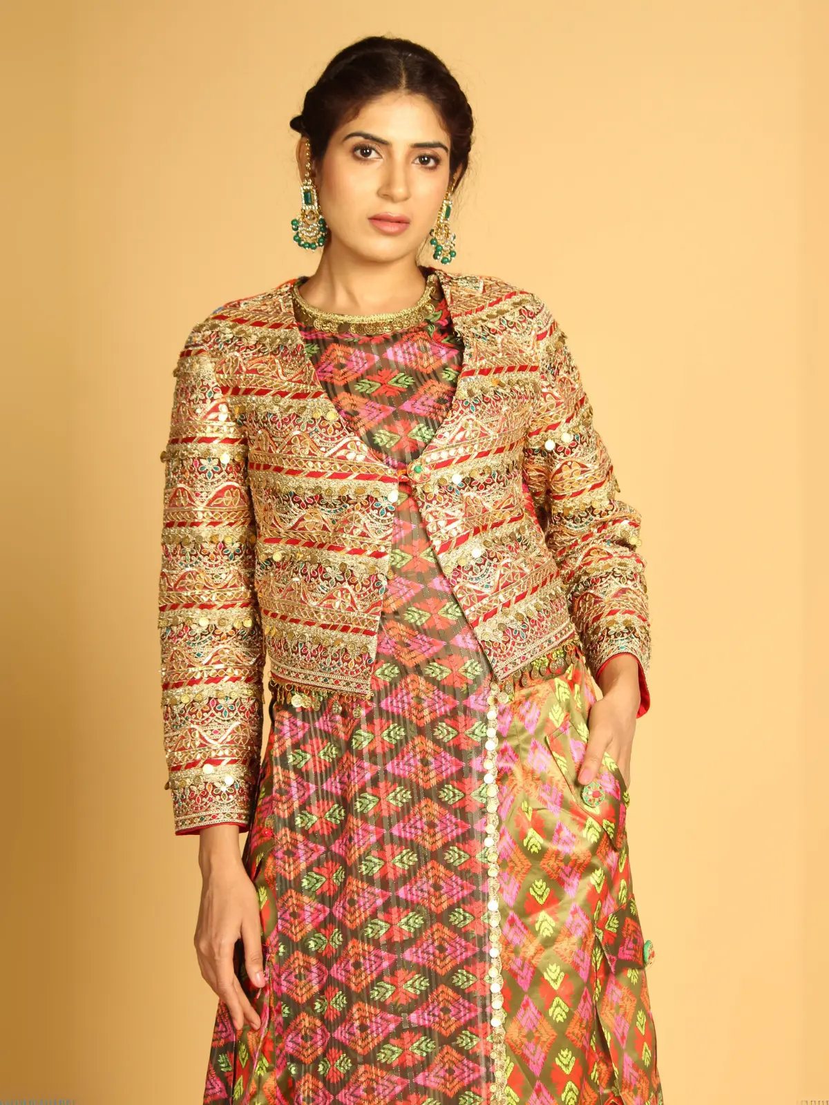 Straight Asymmetrical Kurta Close